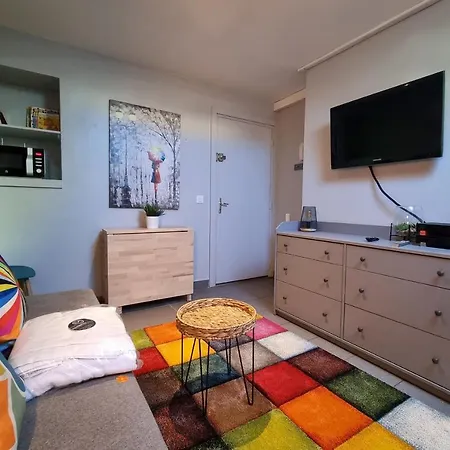 Apartment #c5 Le Colorful T2 City Center Near Tram A *